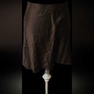 NWOT Quince A Line Pleated Skirt